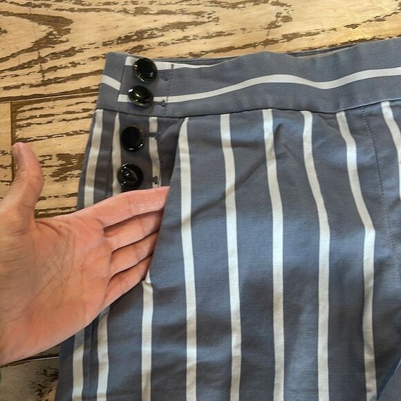 LOFT Nautical Stripe High Rise Button Sailor Shorts Gray and White Size 2 - Picture 3 of 11
